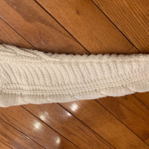 H&M Cable-Knit Sweater - Picture 5 of 8